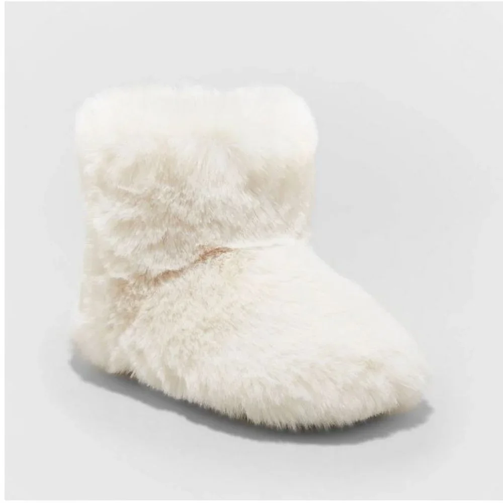 Toddler Girls' Dallas Fur Bootie Slippers Non Slip- Cat & Jack™‎ Cream